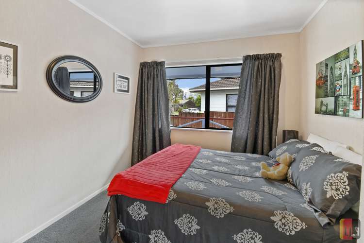 7 Oakmont Place Wattle Downs_8