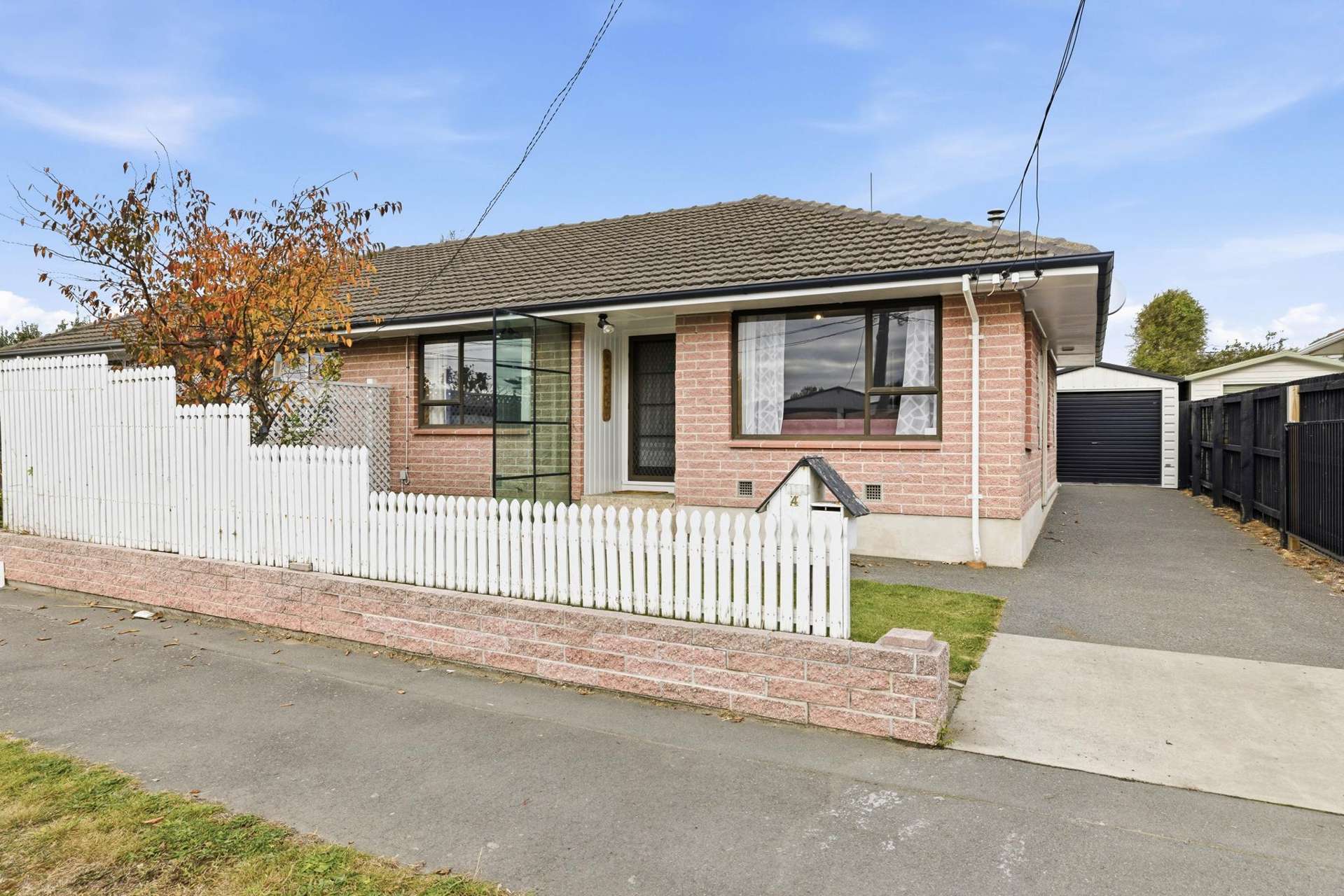 4 Ontario Place Wainoni_0