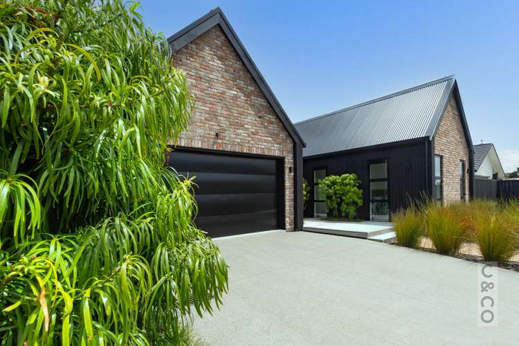 1 Len Ireland Drive Kumeu_36
