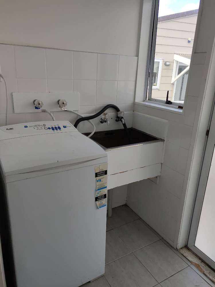 27 Penion Drive Flat Bush_8