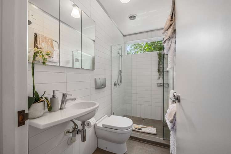 1/11 Rewiti Avenue Takapuna_15