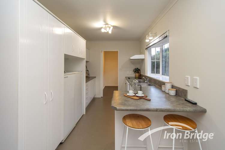 2 Hyland Brae Governors Bay_10