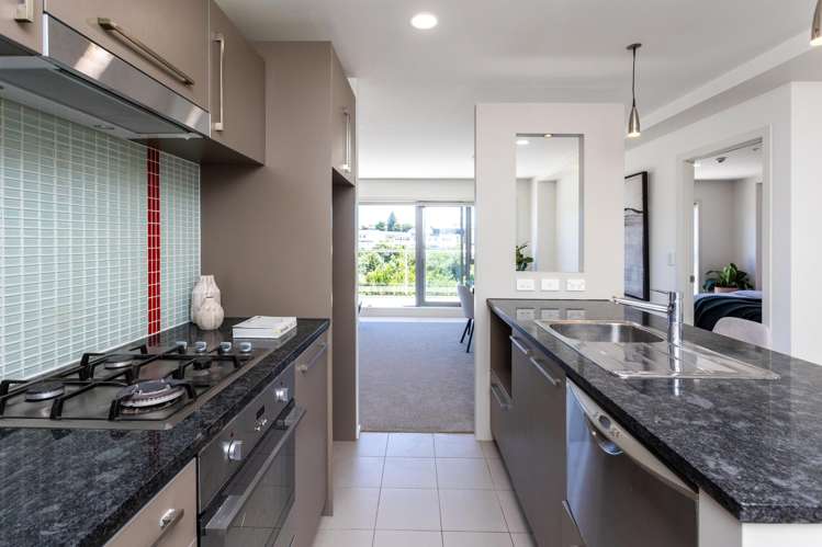 223/4 Wagener Place Mount Albert_10