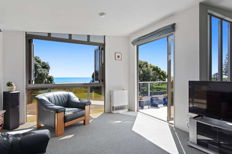 54 Ocean Road Ohope_20