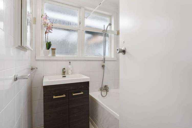 225 State Highway 25 Waitakaruru_11