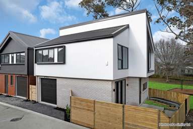10 Truscott Place_1