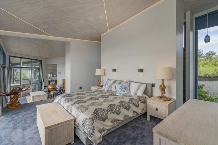 198 Pacific Ocean Slipper Island (Whakahau)_8