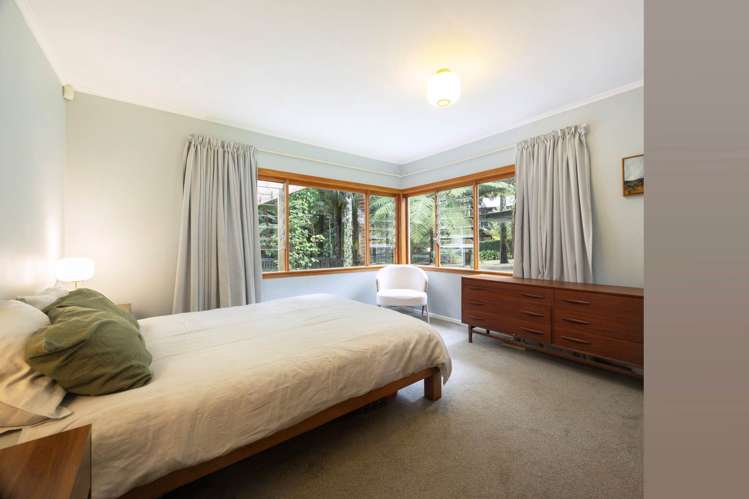 1 Valley View Road Titirangi_8