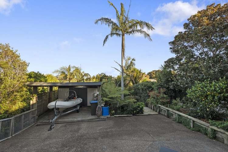 68 Queens Drive Oneroa_17