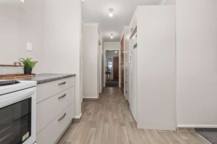 6 Tawa Street Levin_17