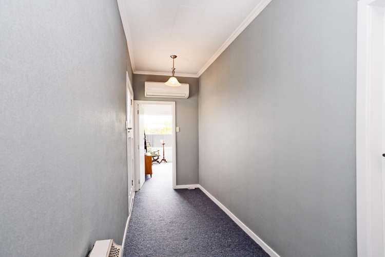 787 Queens Drive Waikiwi_24