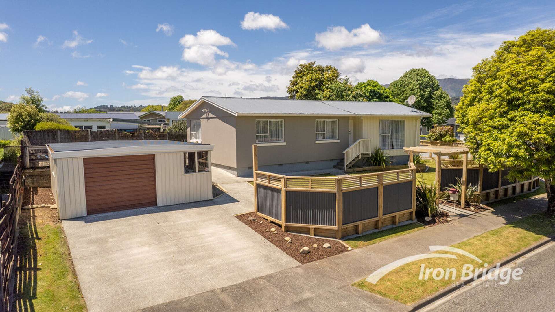 2 Hartford Crescent Totara Park_0