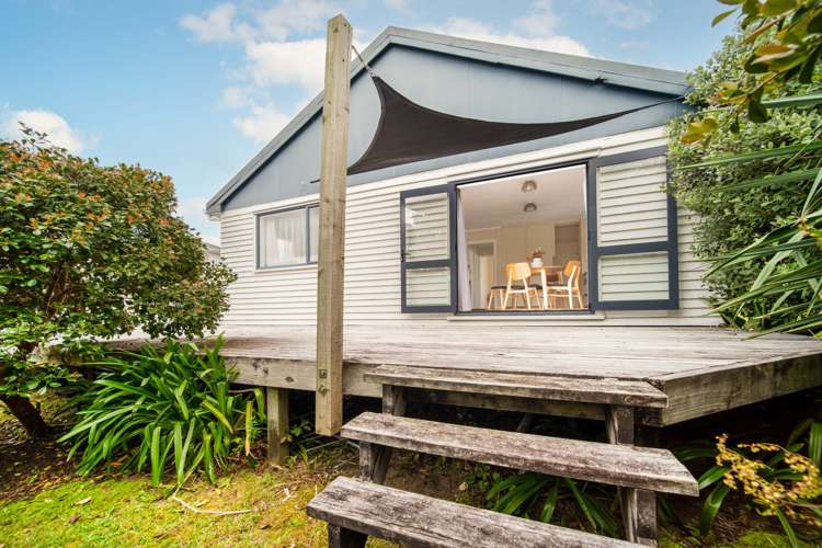 17 Manaia View Road One Tree Point_13