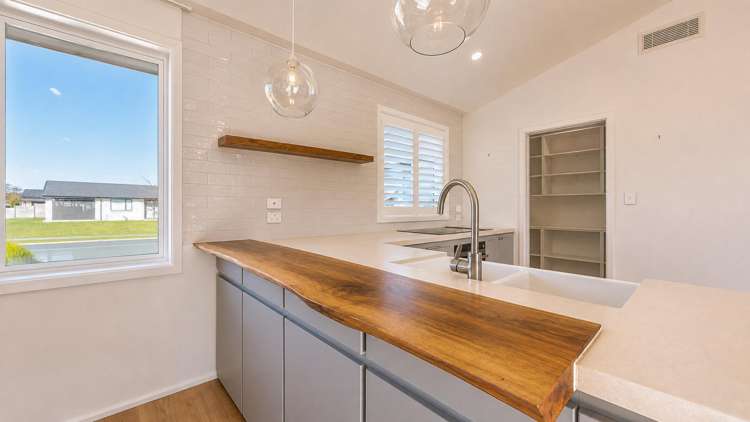 8 Peakedale Drive Matamata_14