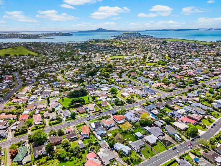 65 Hutchinsons Road Bucklands Beach_27