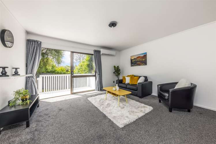 2/10 Coxhead Road Manurewa_4