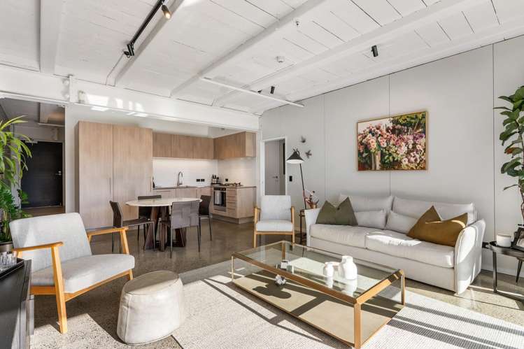 202/43 Brown Street_0