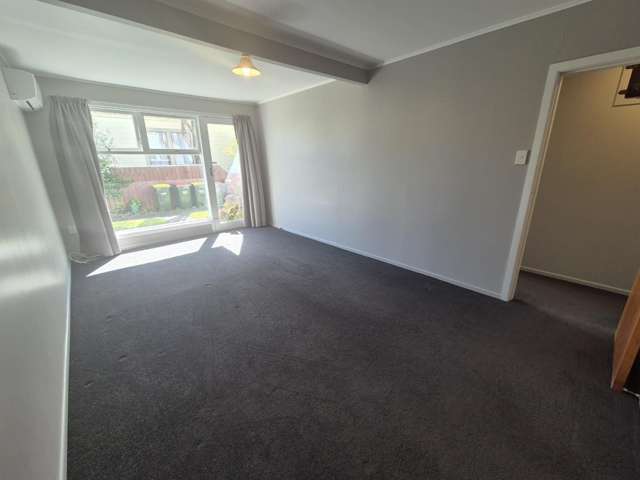 2/10 Trevethick Grove Woburn_2
