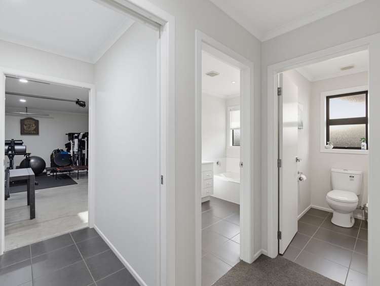 48 Alpers Ridge Leamington_23