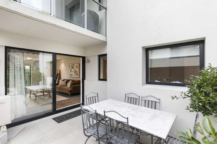 1/18 Carlton Mill Road Merivale_10