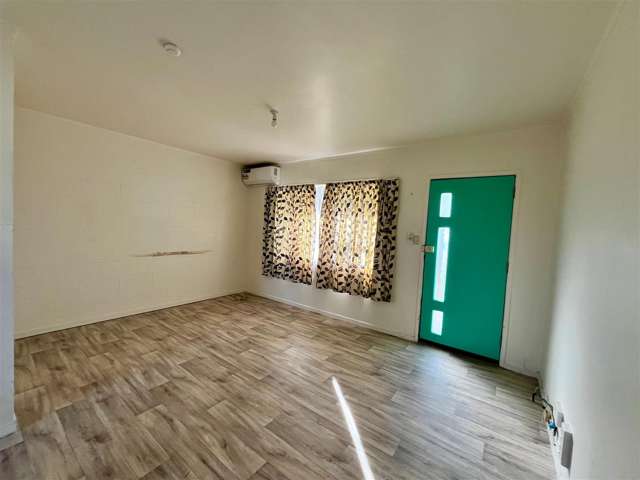 2/108 Golf Road New Lynn_1