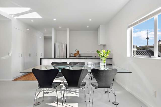 Spacious Family Living in Zenith Apartments