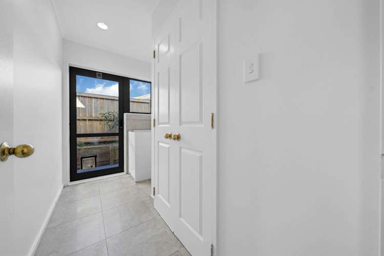 2/12 Solana Court Botany Downs_25