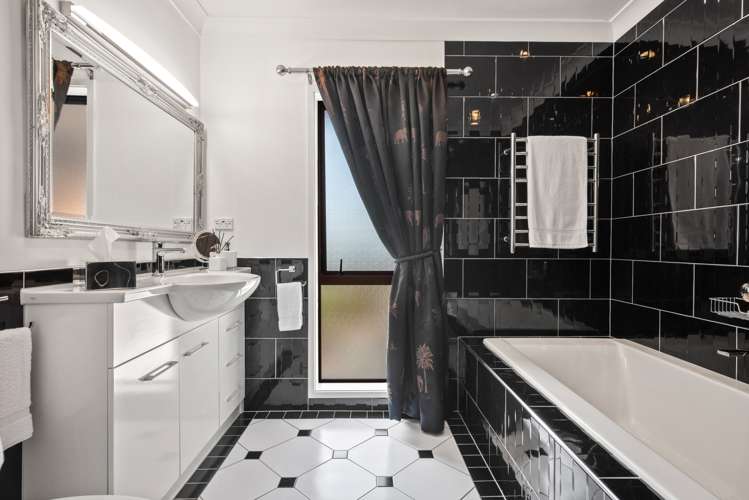 60 Simmental Crescent Somerville_11