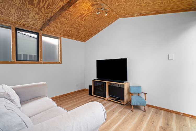 15d Lyn Grove Papamoa_17