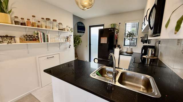 36/18 Hewlett Road Massey_3