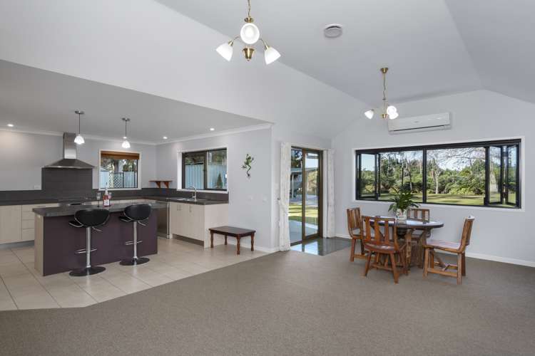 10 Bransley Grove Katikati_8
