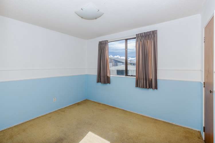 12b Saxbys Road Glenview_11