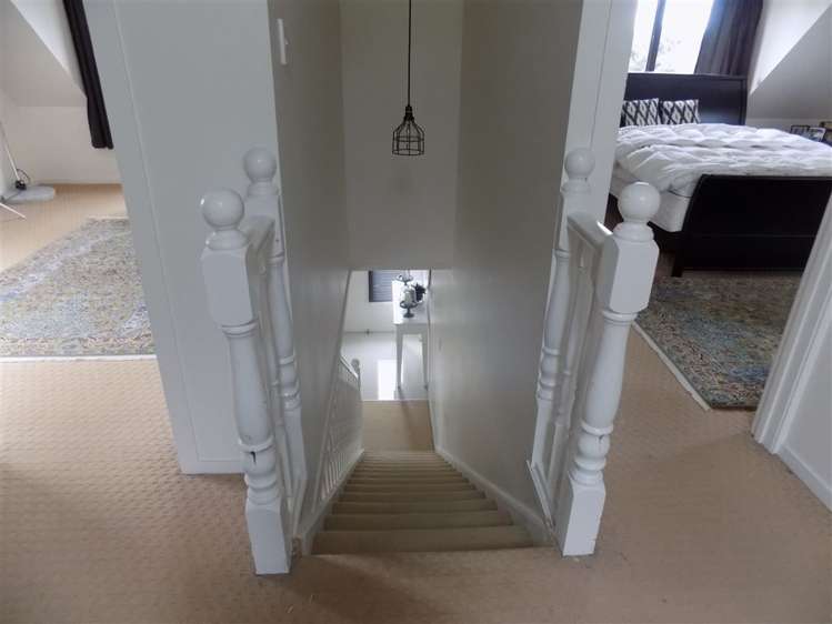 8 Claret Place Henderson_16