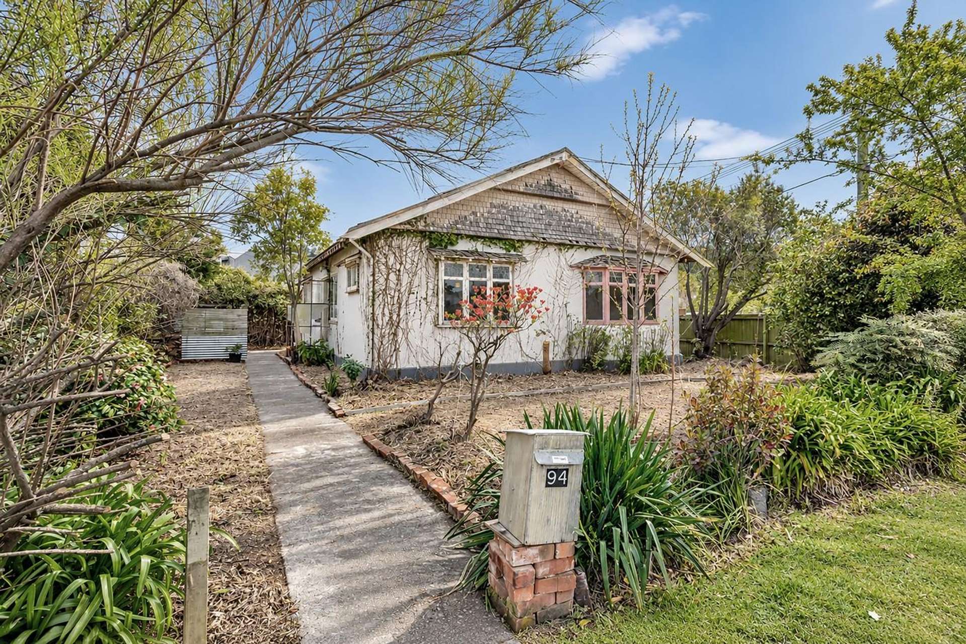 94 Birdwood Avenue Beckenham_0