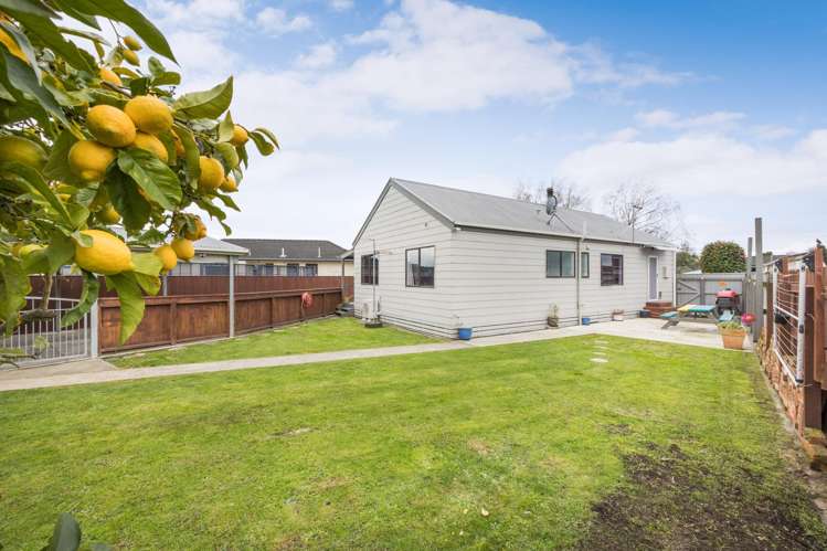 5 Cedar Grove Highbury_16