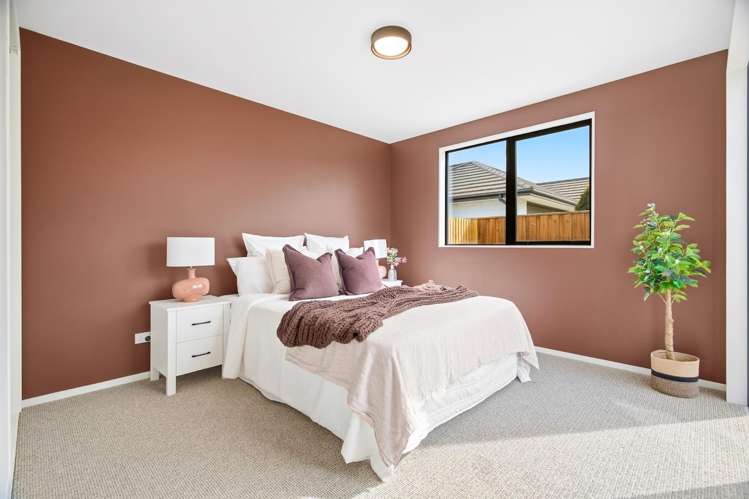 23 Carnaveron Drive Lincoln_12