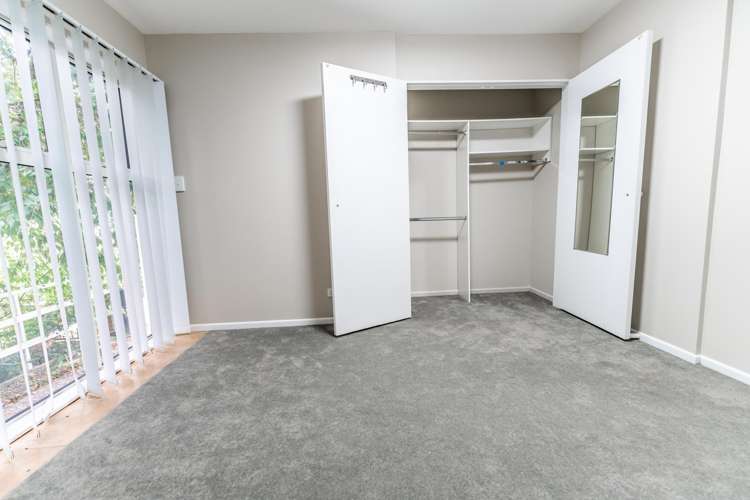 2/325 Mount Albert Road Wesley_3