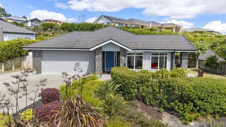 50 Beachwood Drive Hatfields Beach_1