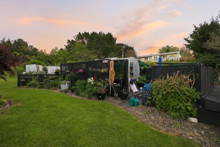 56 Golf Road Waitomo_16