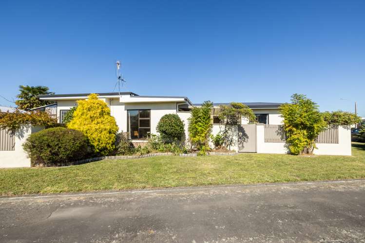 10 Cassino Crescent Onekawa_18