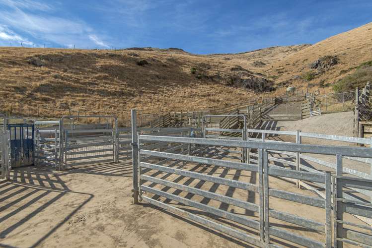 91 Avoca Valley Road Heathcote Valley_11