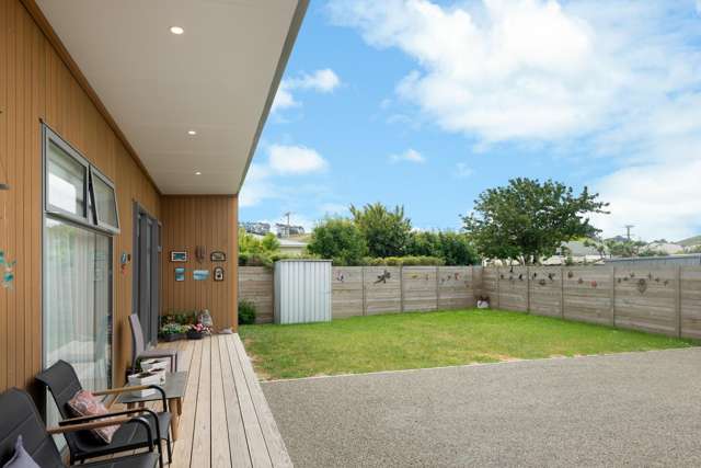 MOTIVATED VENDOR – MOVE IN READY!