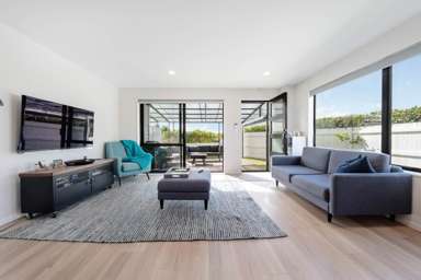 18 Kopuru Road_2