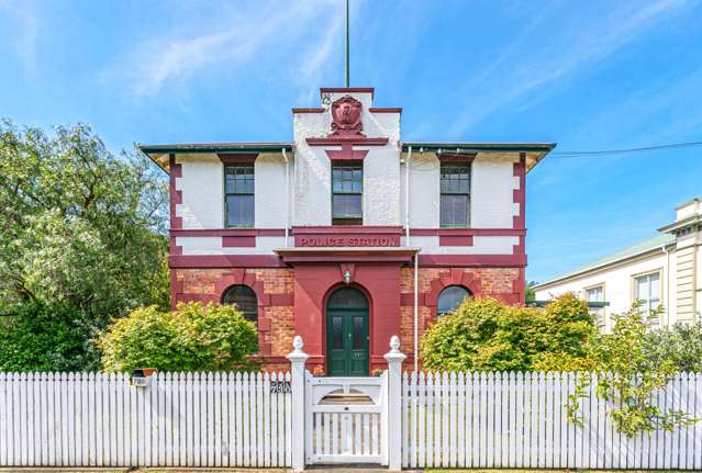 An Iconic Home Where History Comes Alive