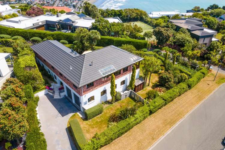 12 Godley Drive Scarborough_13