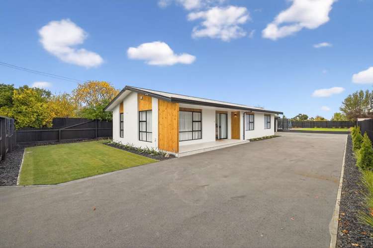 75 Englefield Road 2392_11