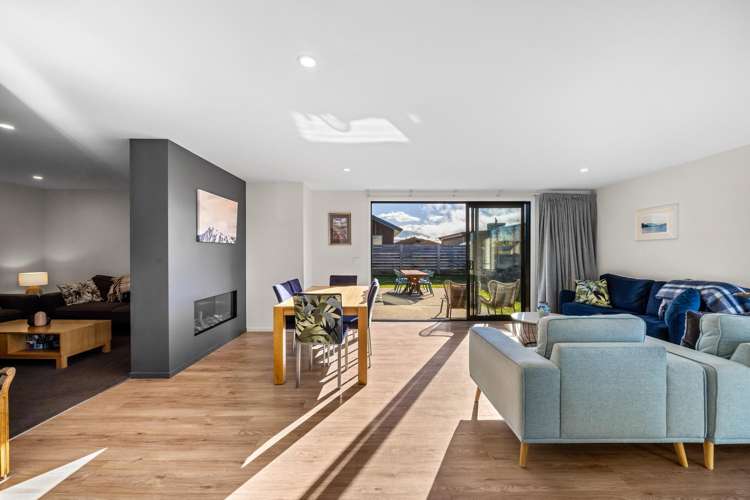 3 Peterculter Drive Wanaka_2
