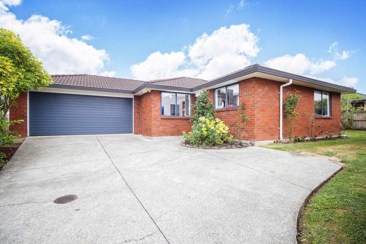 16 Plumstead Rise Glen Eden_0