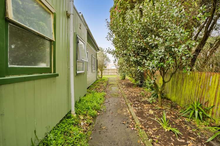 37 Collingwood Street Eltham_19