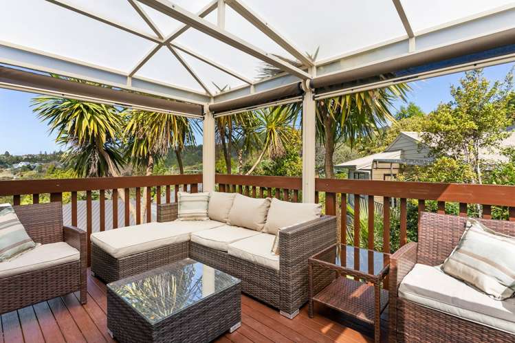 14 Longfellow Parade Glen Eden_23